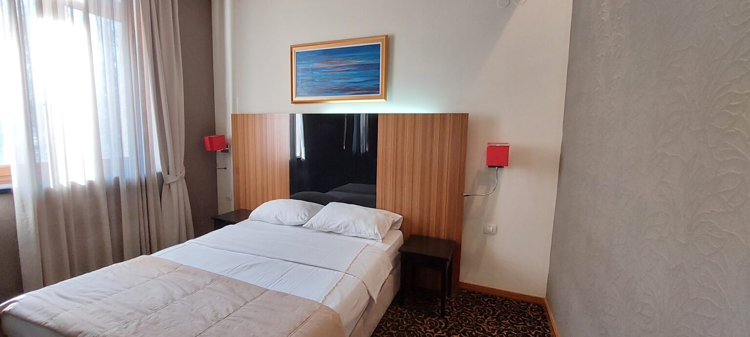 4 double room crystal