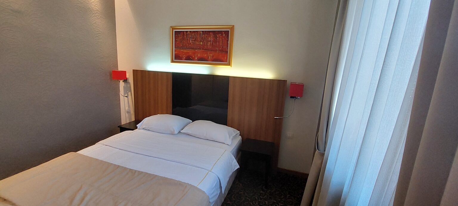 5 double room crystal